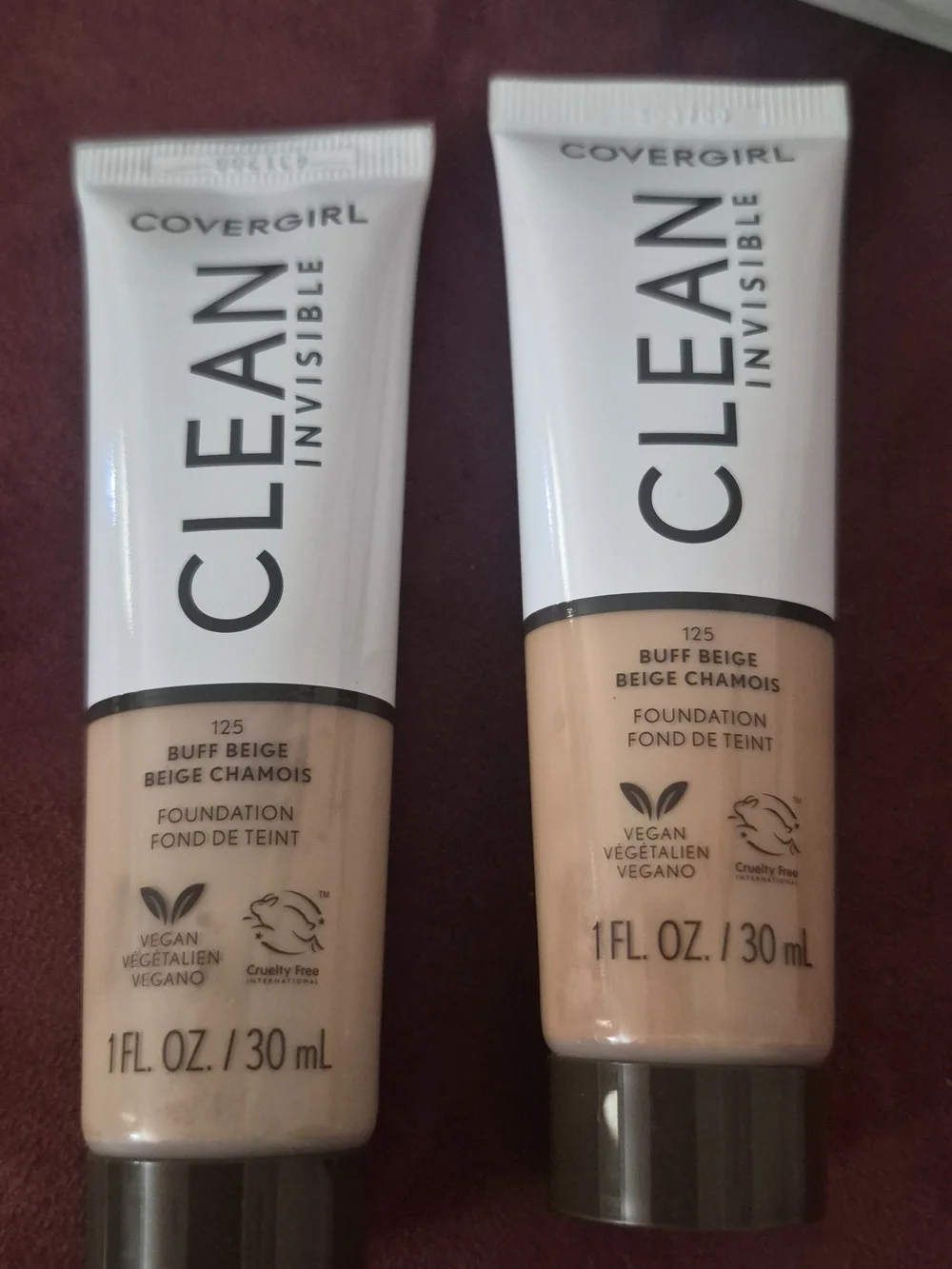2 New COVERGIRL Clean Invisible Foundation - Buff Beige Duo